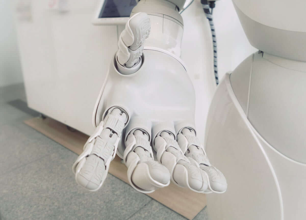 robot humanoide practicas dentales